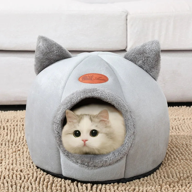 Deep Sleep Winter Cat Bed – Cozy Cave Nest for Cats & Small Dogs