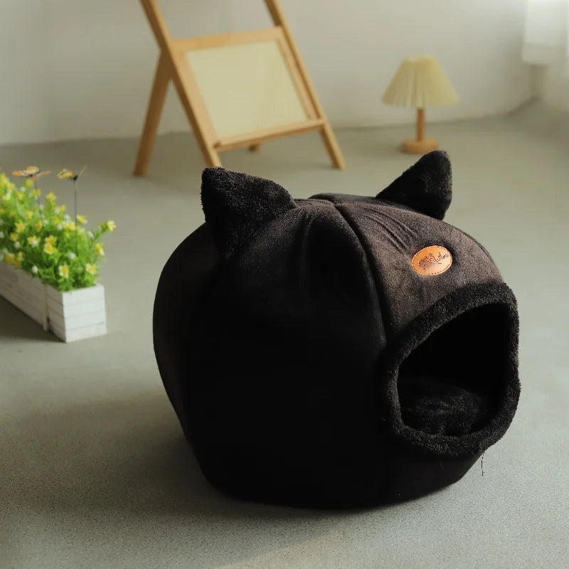 Deep Sleep Winter Cat Bed – Cozy Cave Nest for Cats & Small Dogs
